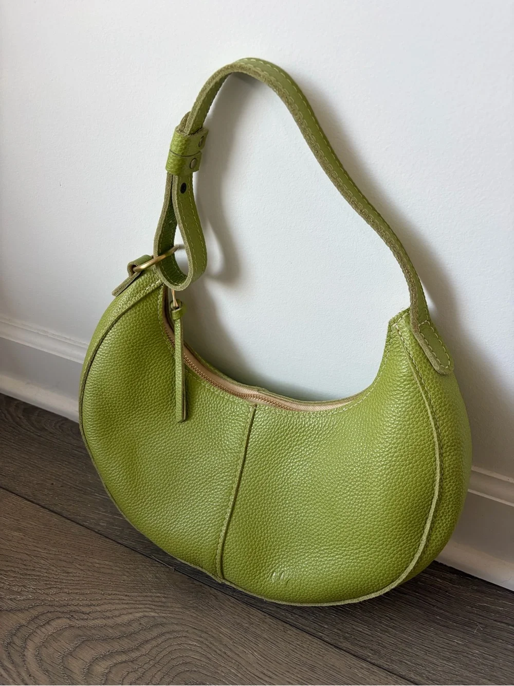 Portland Leather Goods Nora Shoulder Bag in Wasabi